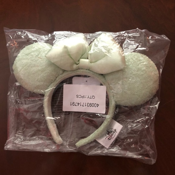 Disney Mint Green Sequined Ears - Picture 6 of 7